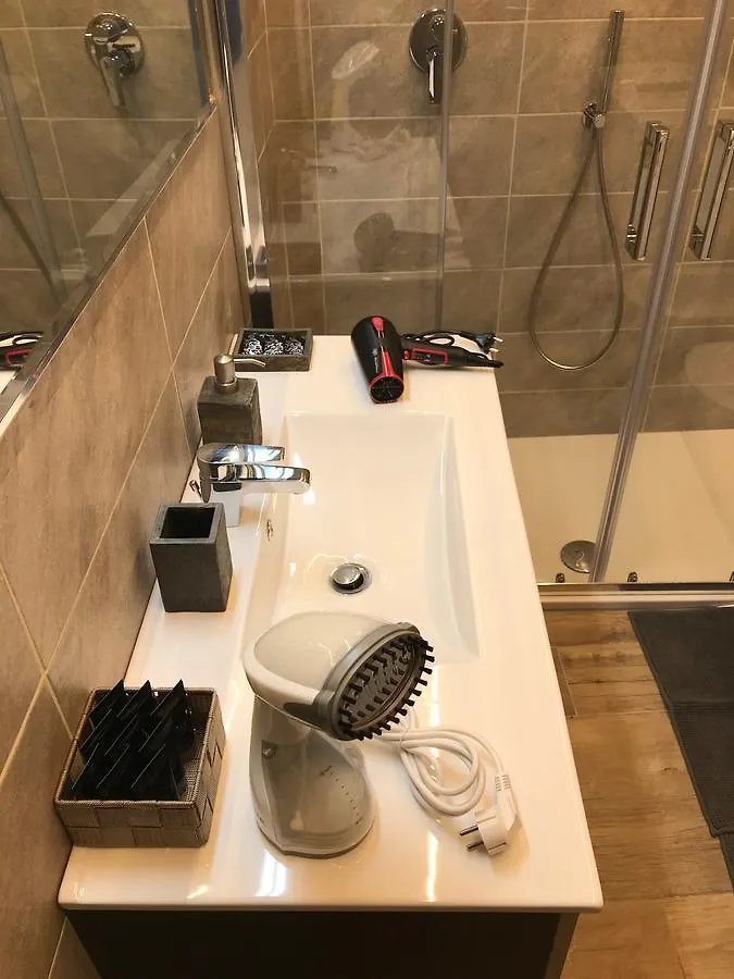 Sforza Apartment Near Duomo Milano