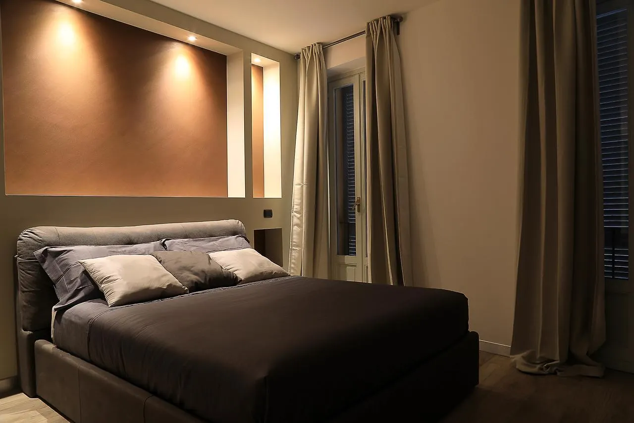 Sforza Apartment Near Duomo Milano